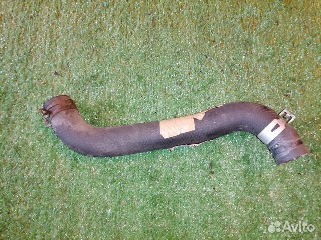 Патрубок охлаждения (радиатора) 16572-28080нижний