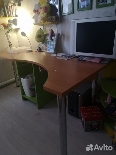 Мебель в детскую комнату