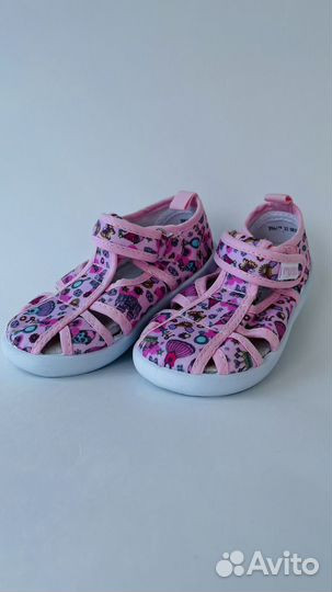 Сандалии босоножки кеды тапочки Новые