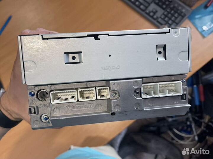 Магнитола toyota avensis рест дорест