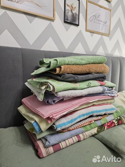 Постельное белье и полотенца бу пакетом