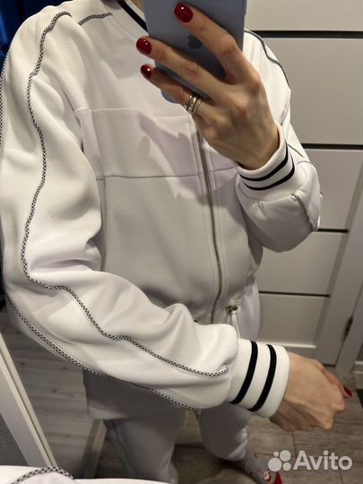 Костюм женский