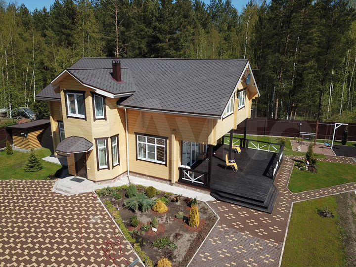 Дом 230 м² на участке 30 сот.