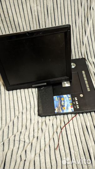 Портативный видеопроигрыватель