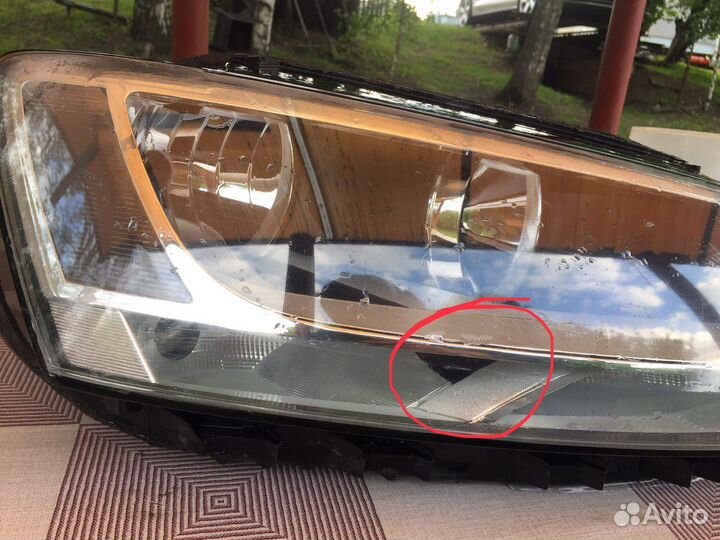 Jetta 6 фара правая