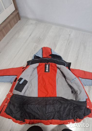 Горнолыжная куртка универсал