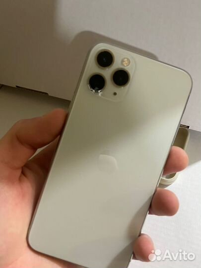 iPhone 11 Pro, 64 ГБ