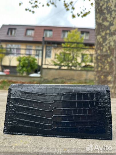 Лонгер из кожи крокодила