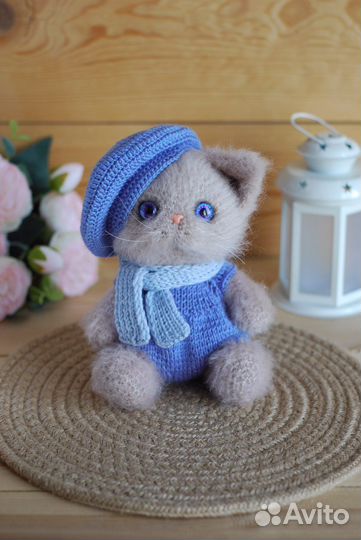 Мягкая вязаная игрушка Кот