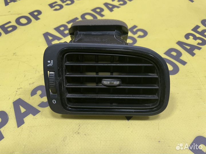 Дефлектор правый VW Polo