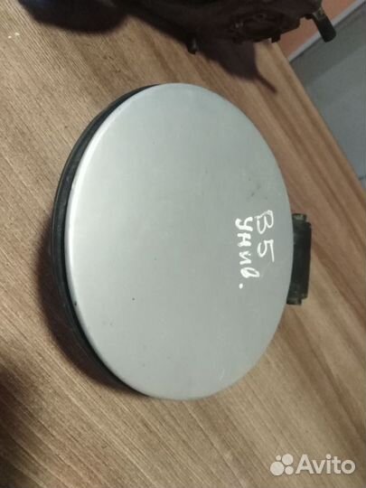 Лючок бензобака пассат б5