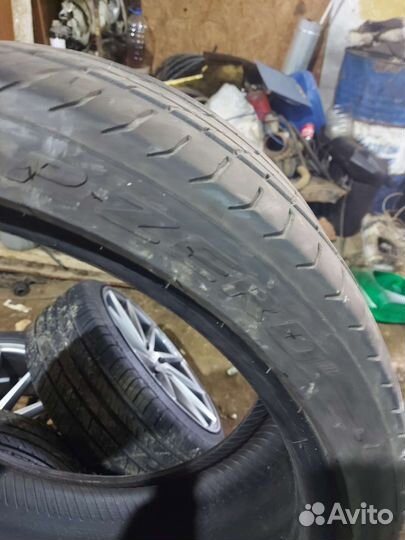 Pirelli P Zero 255/35 R20 97Y