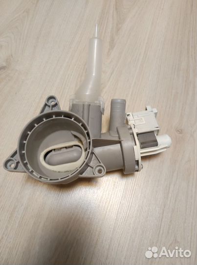 Насос (помпа) для с/м Electrolux EWT 0862