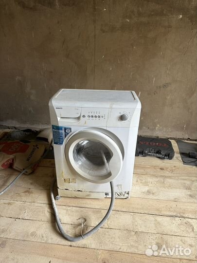 Продам стиральную машинку