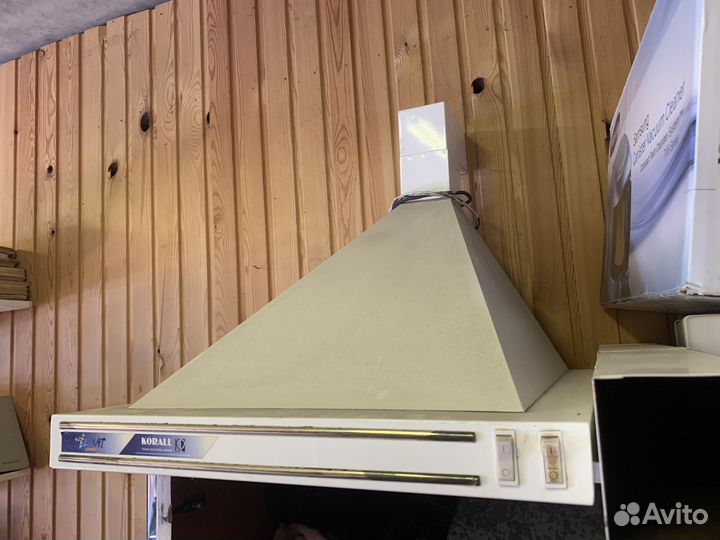 Вытяжка Korall