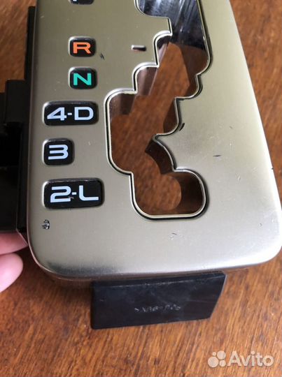 Накладка селектора АКПП Тойота Ленд Крузер 100