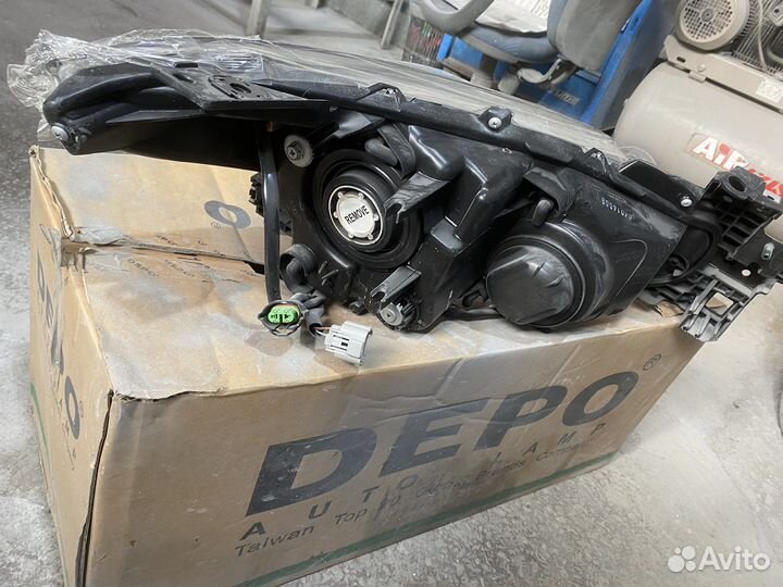 Фара левая mazda 3 bm