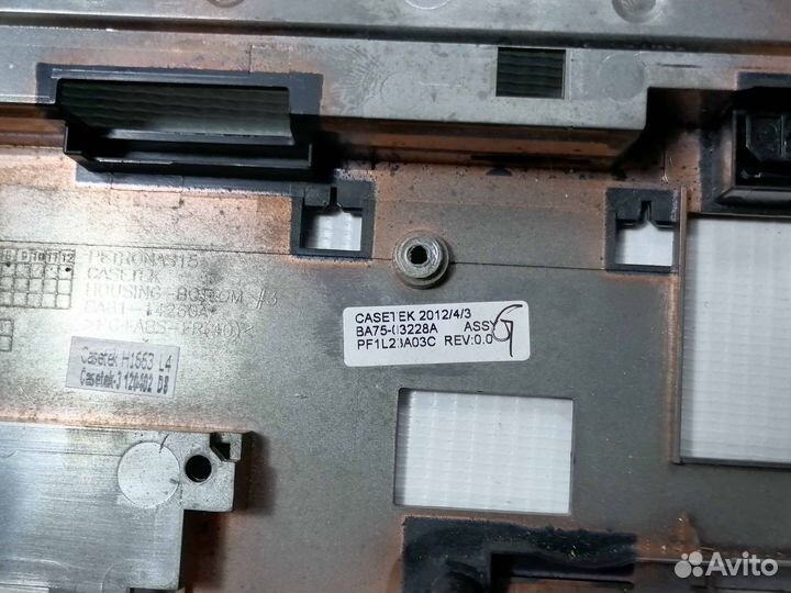 Поддон для Samsung NP305V5A