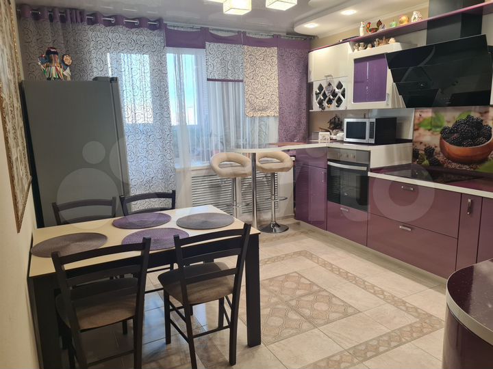 3-к. квартира, 89,9 м², 7/14 эт.