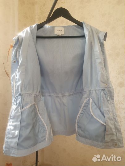 Ветровка женская