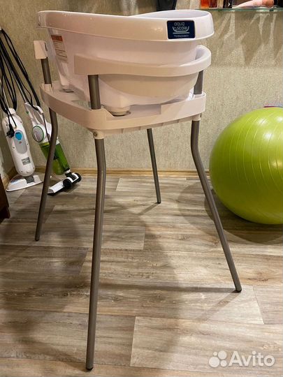 Детская ванночка с подставкой