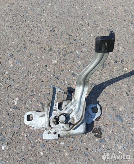 Замок капота Renault Kaptur Рено Каптюр 1 2016