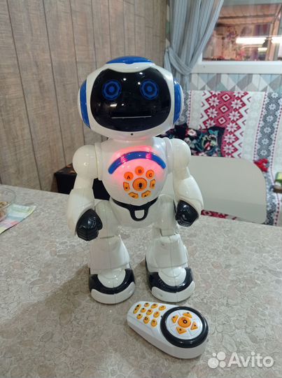 Игрушка робот