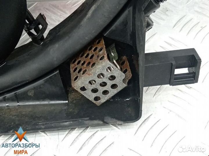 Вентилятор радиатора Opel Zafira (A) 1999 90570739