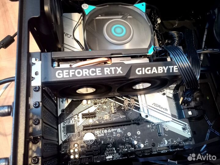 Видеокарта RTX 4060 gigabyte windforce OC