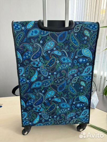 Продам чемодан