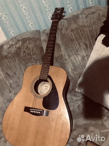 Музыкальные инструменты гитара