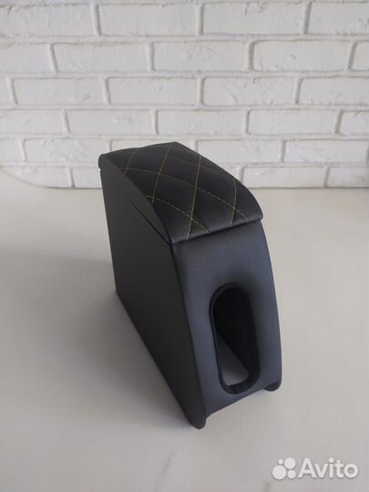 Подлокотник Лада Гранта/Калина