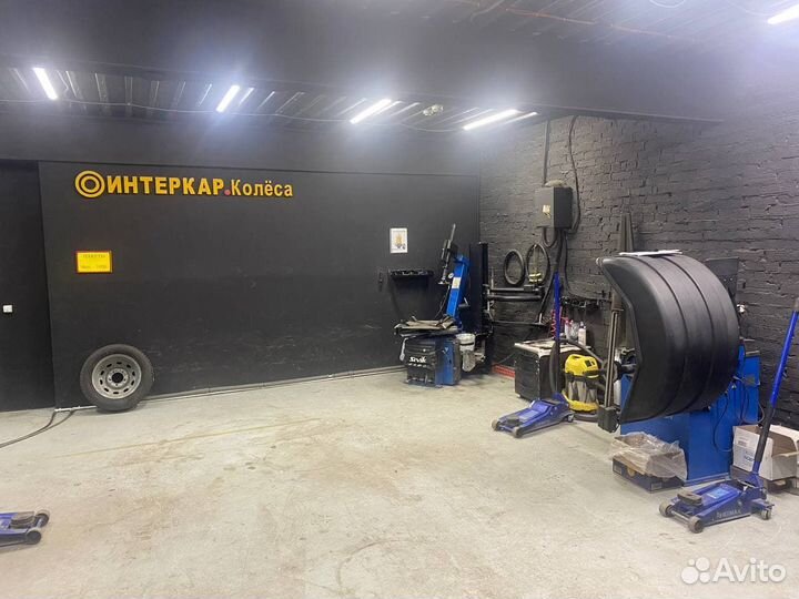 Pirelli Ice Zero 215/55 R17