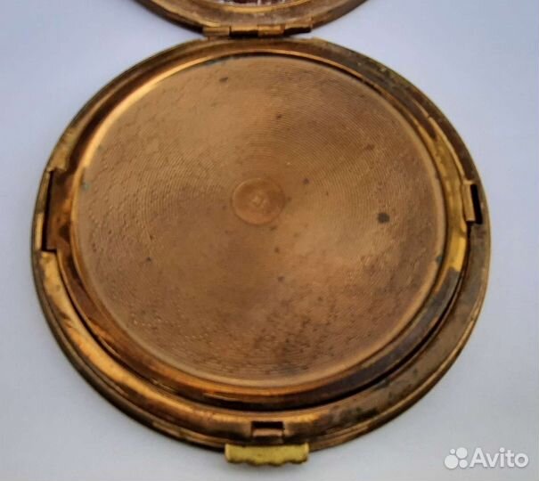 Пудренница СССР Ленэмальер Редкая