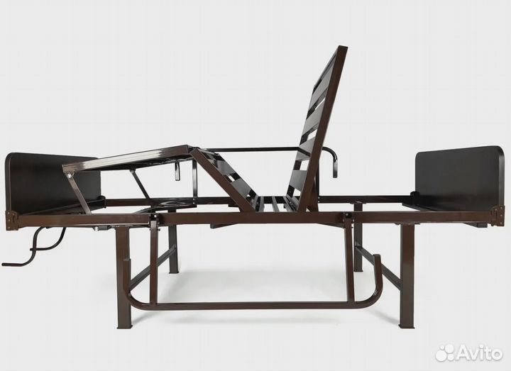 Медицинская кровать с матрасом