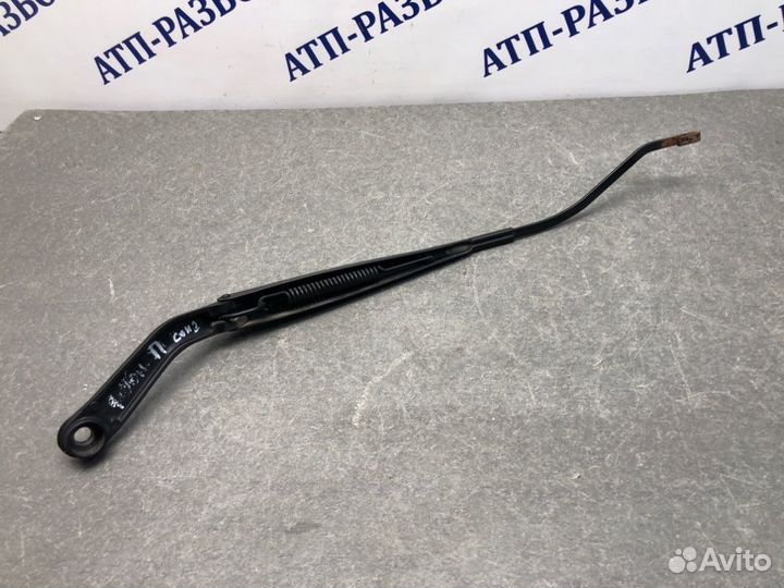 Поводок дворника правый Hyundai Sonata EF G4JP