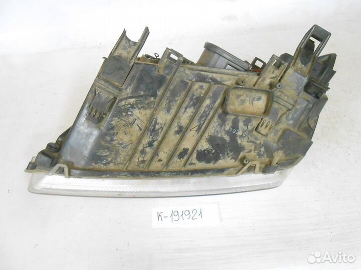 Фара правая (Ford Focus)