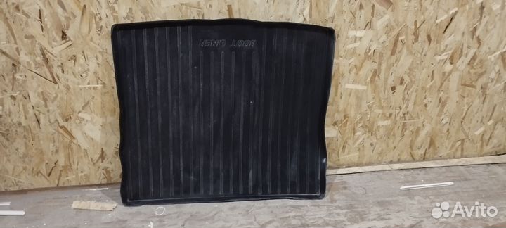 Коврик в багажник nissan terrano