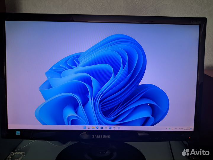 Монитор Samsung s22c300