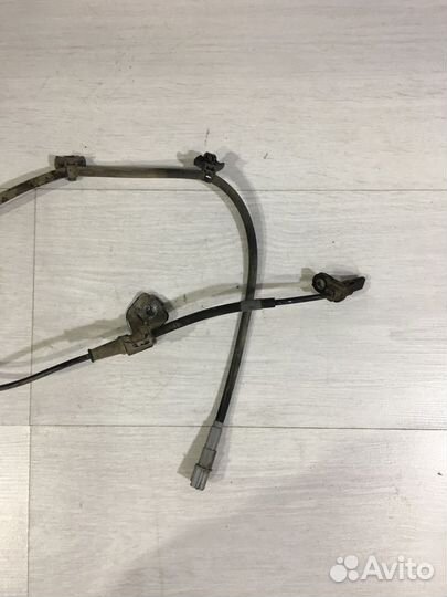 Датчик ABS передний левый hyundai solaris 2 1.4 мт