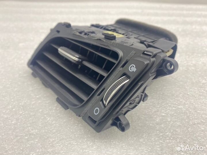 Дефлектор воздушный передний правый Hyundai Sonata