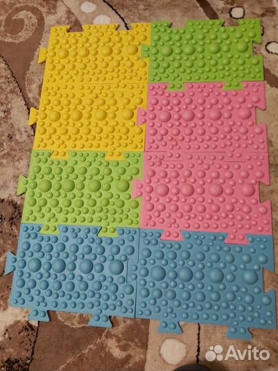 Два ортопедических массажных коврика