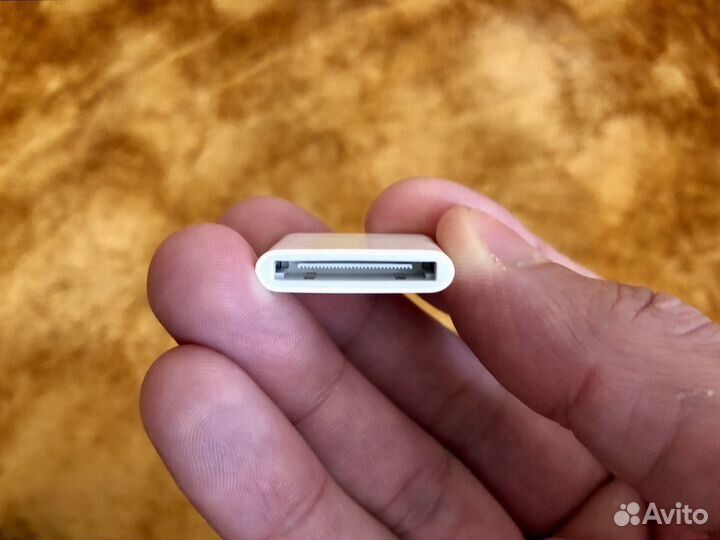 Apple Lightning to 30-pin Adapter