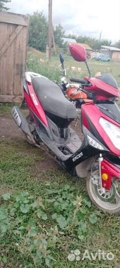 Продам скутер 72куб