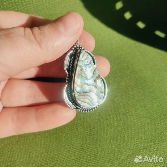 Кулон из раковины Абалона