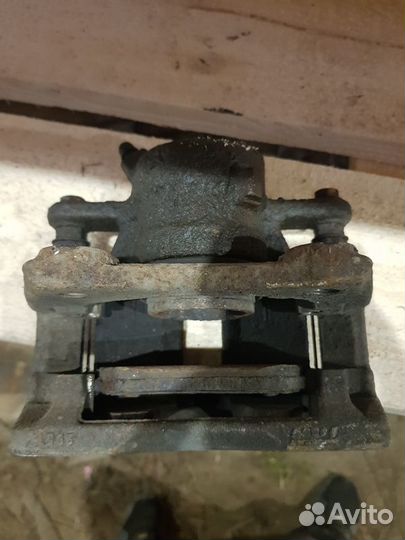 Суппорт передний левый LADA Vesta