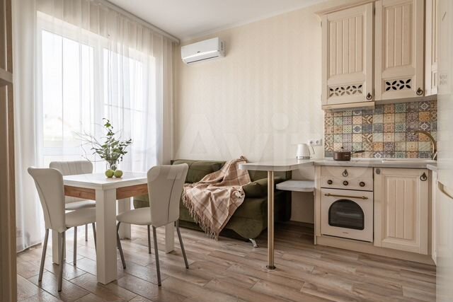 1-к. квартира, 42 м², 13/15 эт.