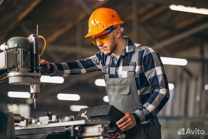 Токарь, оборонный завод / проживание