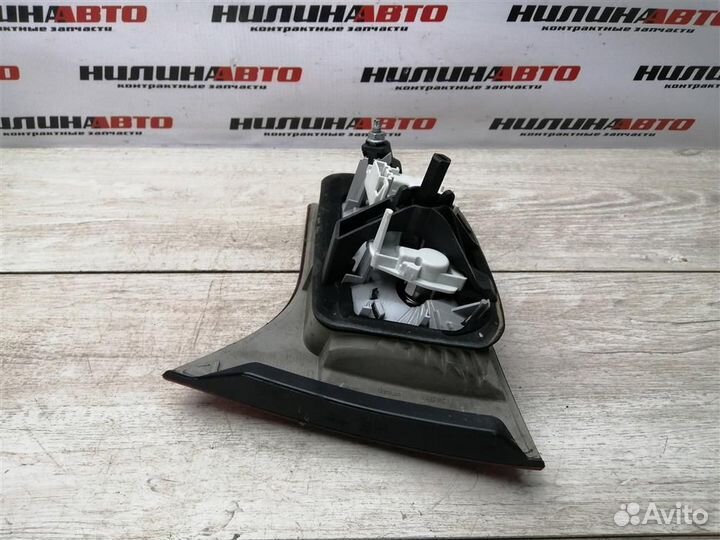 Фонарь левый в крышку багажника Ауди А4 Б7