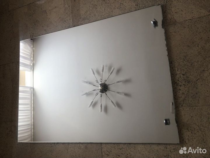 Зеркало в ванную комнату